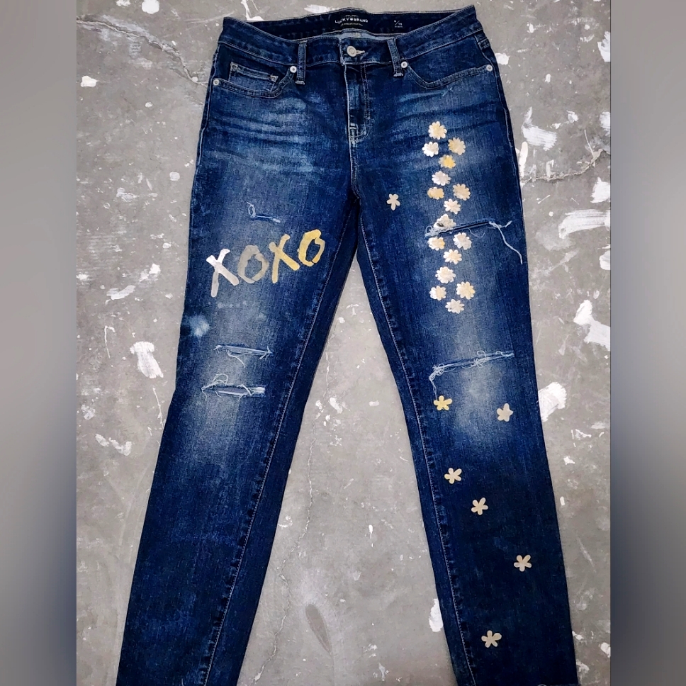 Flower Ripped Jeans